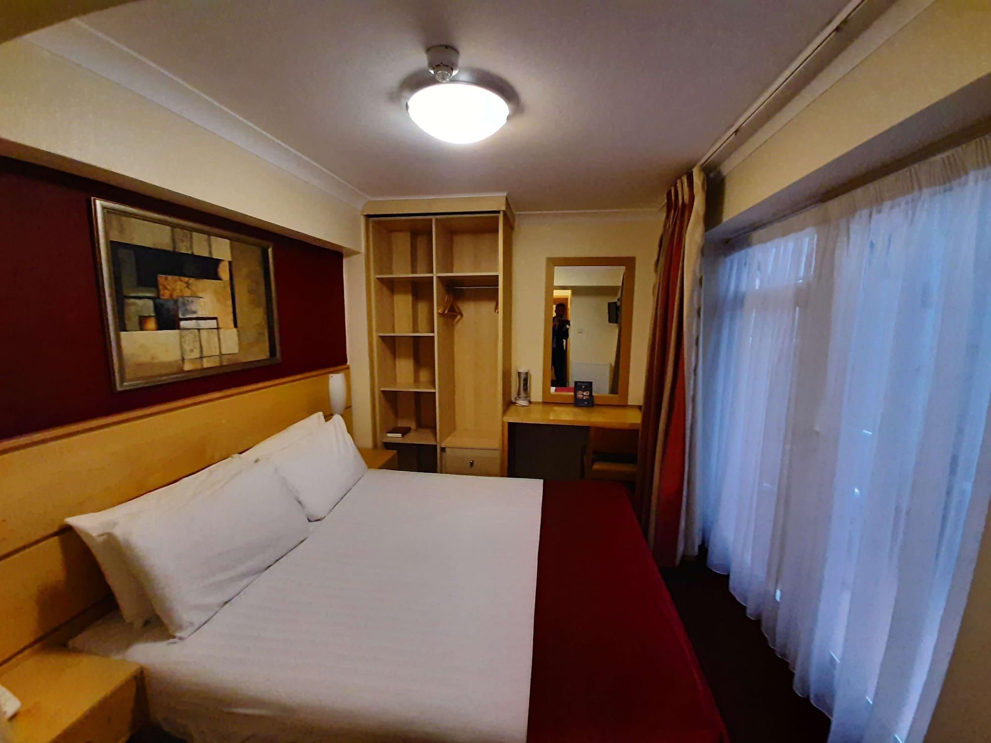 Hotel Americana Londra