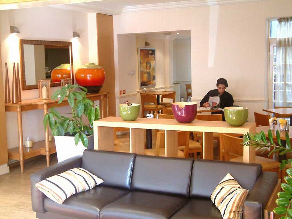 Americana Hotel Londra